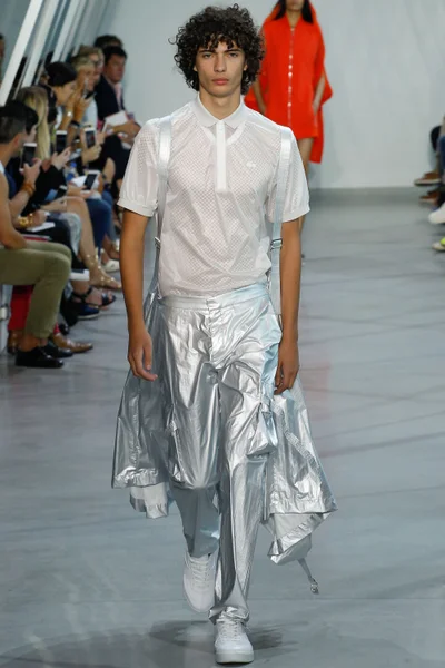 Look 31